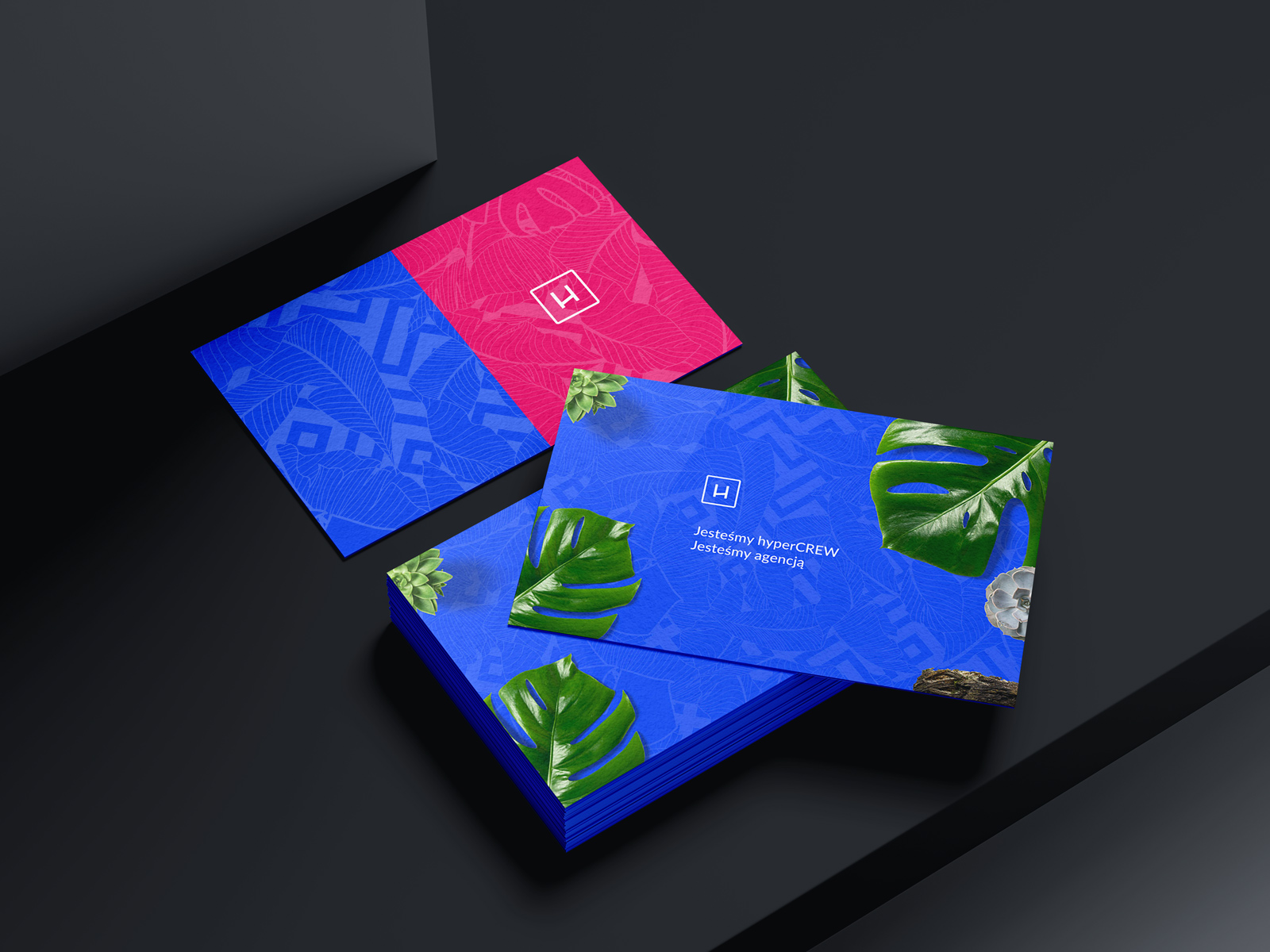 2026_hyperCREW_mockup_04a